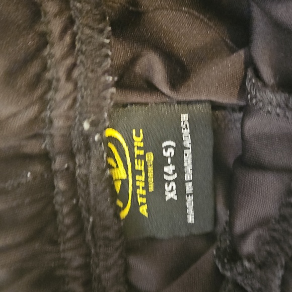 Boys Shorts 4/5 | 12 Pairs - Picture 3 of 14